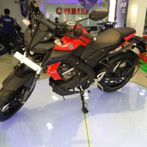 yamaha mt 15 red left front quarter 3788