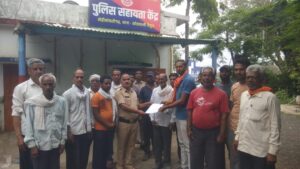 Farmers of Mahadgaon gave SOPA memorandum